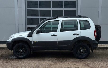 Chevrolet Niva I рестайлинг, 2016 год, 750 000 рублей, 2 фотография