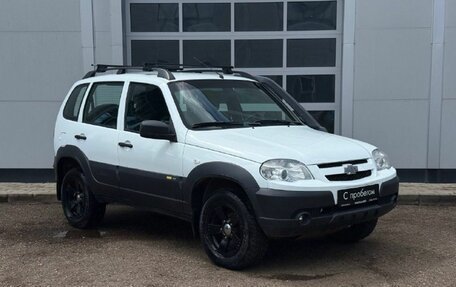 Chevrolet Niva I рестайлинг, 2016 год, 750 000 рублей, 7 фотография