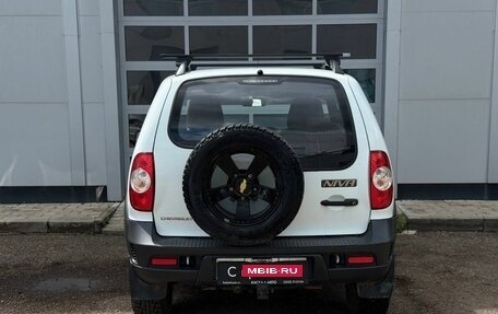 Chevrolet Niva I рестайлинг, 2016 год, 750 000 рублей, 4 фотография