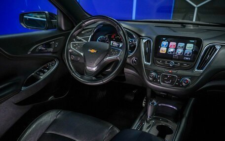 Chevrolet Malibu IX, 2016 год, 1 240 000 рублей, 26 фотография