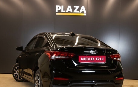 Hyundai Solaris II рестайлинг, 2017 год, 1 399 000 рублей, 3 фотография