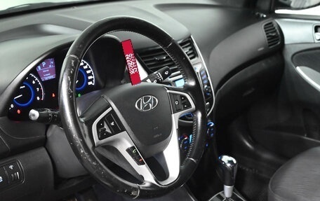 Hyundai Solaris II рестайлинг, 2012 год, 850 000 рублей, 9 фотография