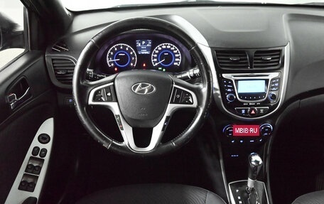 Hyundai Solaris II рестайлинг, 2012 год, 850 000 рублей, 15 фотография