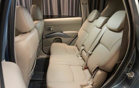 Mitsubishi Outlander III рестайлинг 3, 2008 год, 1 099 000 рублей, 11 фотография