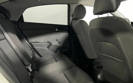 Hyundai Solaris II рестайлинг, 2019 год, 1 075 000 рублей, 12 фотография