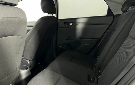 Hyundai Solaris II рестайлинг, 2019 год, 1 075 000 рублей, 11 фотография