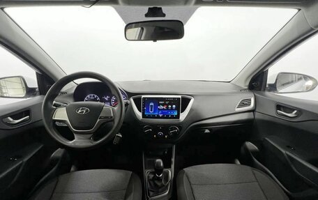 Hyundai Solaris II рестайлинг, 2019 год, 1 075 000 рублей, 14 фотография