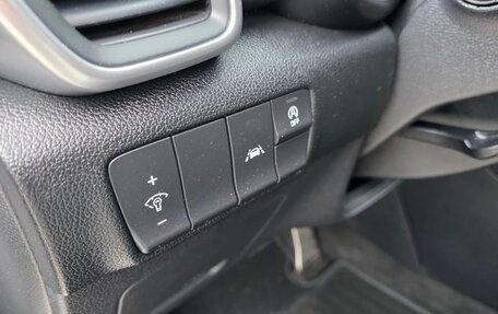 KIA Sportage IV рестайлинг, 2020 год, 1 800 000 рублей, 16 фотография