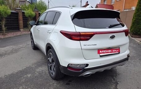 KIA Sportage IV рестайлинг, 2020 год, 1 800 000 рублей, 6 фотография
