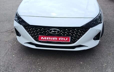 Hyundai Solaris II рестайлинг, 2020 год, 1 700 000 рублей, 1 фотография