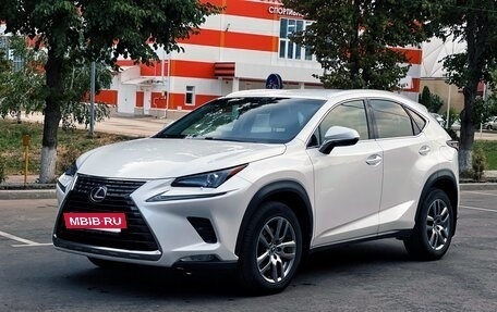Lexus NX I, 2018 год, 3 700 000 рублей, 4 фотография