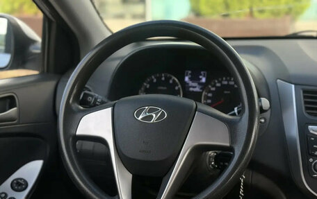 Hyundai Solaris II рестайлинг, 2016 год, 820 000 рублей, 8 фотография