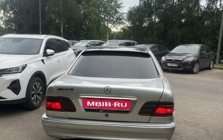 Mercedes-Benz E-Класс, 1998 год, 480 000 рублей, 3 фотография