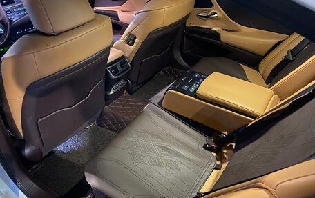 Lexus ES VII, 2019 год, 5 500 000 рублей, 6 фотография
