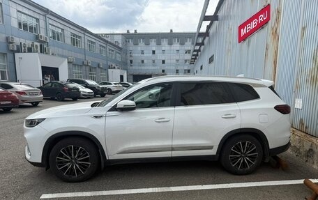 Chery Tiggo 8 Pro, 2021 год, 1 850 000 рублей, 2 фотография