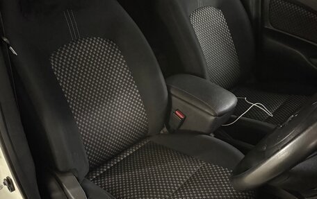 Nissan Note II рестайлинг, 2013 год, 895 000 рублей, 17 фотография