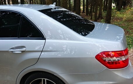 Mercedes-Benz E-Класс, 2010 год, 1 100 000 рублей, 8 фотография
