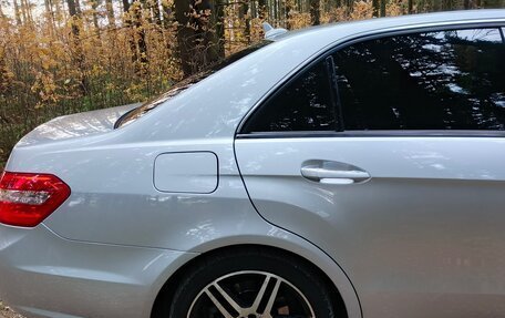 Mercedes-Benz E-Класс, 2010 год, 1 100 000 рублей, 6 фотография