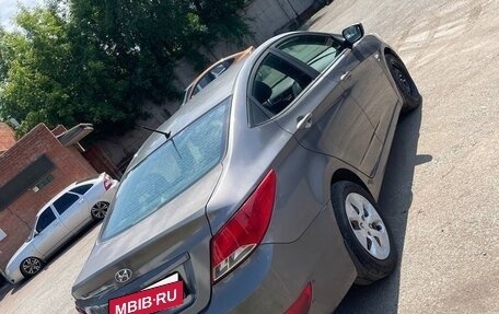Hyundai Solaris II рестайлинг, 2016 год, 1 300 000 рублей, 10 фотография