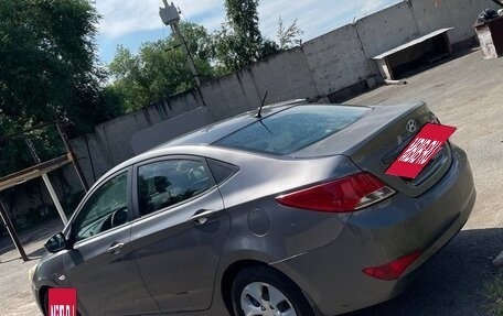 Hyundai Solaris II рестайлинг, 2016 год, 1 300 000 рублей, 8 фотография