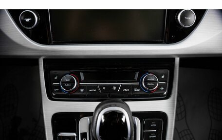 Geely Atlas I, 2018 год, 1 699 000 рублей, 19 фотография
