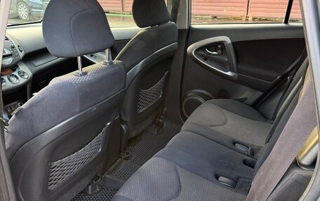 Toyota RAV4, 2005 год, 900 000 рублей, 4 фотография