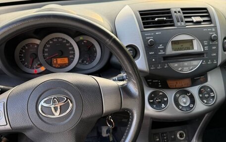 Toyota RAV4, 2005 год, 900 000 рублей, 5 фотография
