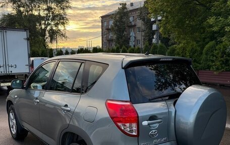 Toyota RAV4, 2005 год, 900 000 рублей, 9 фотография