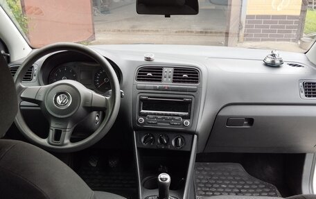 Volkswagen Polo VI (EU Market), 2012 год, 650 000 рублей, 2 фотография