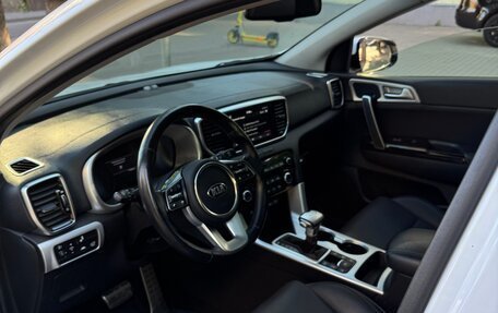 KIA Sportage IV рестайлинг, 2018 год, 2 200 000 рублей, 17 фотография