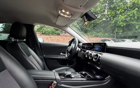 Mercedes-Benz CLA, 2020 год, 2 500 000 рублей, 11 фотография