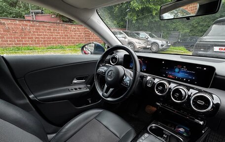 Mercedes-Benz CLA, 2020 год, 2 500 000 рублей, 10 фотография