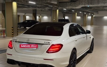 Mercedes-Benz E-Класс AMG, 2018 год, 7 500 000 рублей, 3 фотография