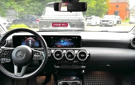 Mercedes-Benz CLA, 2020 год, 2 500 000 рублей, 13 фотография
