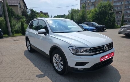 Volkswagen Tiguan II, 2020 год, 2 790 000 рублей, 3 фотография