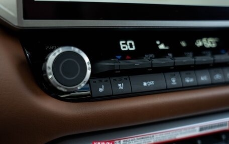 Toyota Tundra, 2025 год, 9 000 000 рублей, 15 фотография
