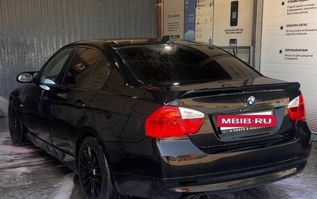BMW 3 серия, 2006 год, 1 150 000 рублей, 14 фотография