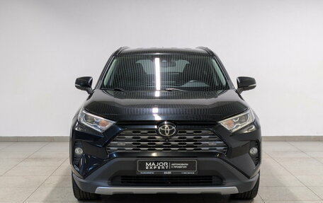 Toyota RAV4, 2022 год, 3 650 000 рублей, 2 фотография