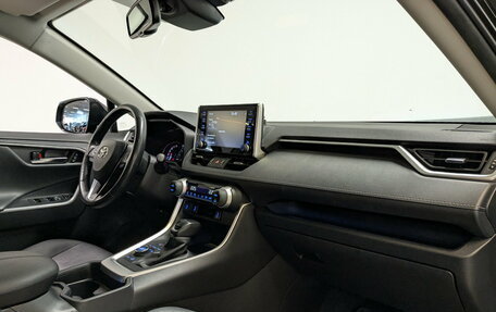 Toyota RAV4, 2022 год, 3 650 000 рублей, 11 фотография