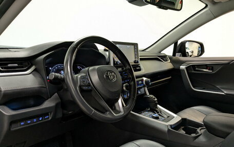 Toyota RAV4, 2022 год, 3 650 000 рублей, 16 фотография