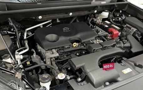 Toyota RAV4, 2022 год, 3 650 000 рублей, 9 фотография