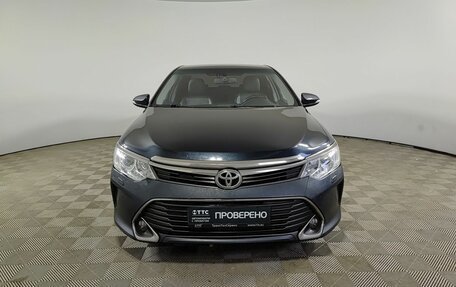Toyota Camry, 2015 год, 2 050 000 рублей, 2 фотография