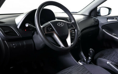 Hyundai Solaris II рестайлинг, 2015 год, 890 000 рублей, 15 фотография