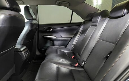 Toyota Camry, 2015 год, 2 050 000 рублей, 15 фотография