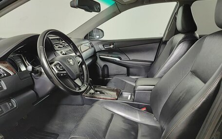 Toyota Camry, 2015 год, 2 050 000 рублей, 20 фотография