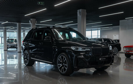 BMW X7, 2021 год, 7 750 000 рублей, 2 фотография