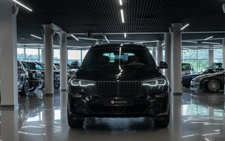 BMW X7, 2021 год, 7 750 000 рублей, 3 фотография