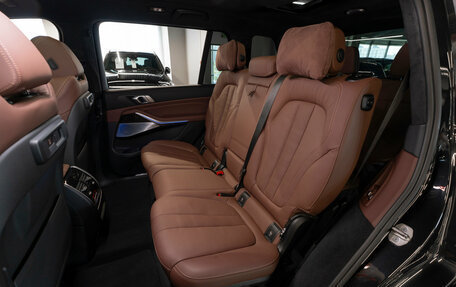 BMW X7, 2021 год, 7 750 000 рублей, 14 фотография