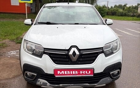 Renault Logan II, 2021 год, 730 000 рублей, 1 фотография