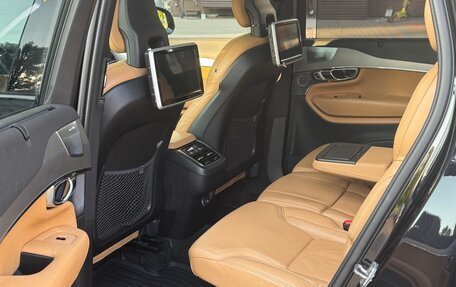 Volvo XC90 II рестайлинг, 2015 год, 2 850 000 рублей, 30 фотография